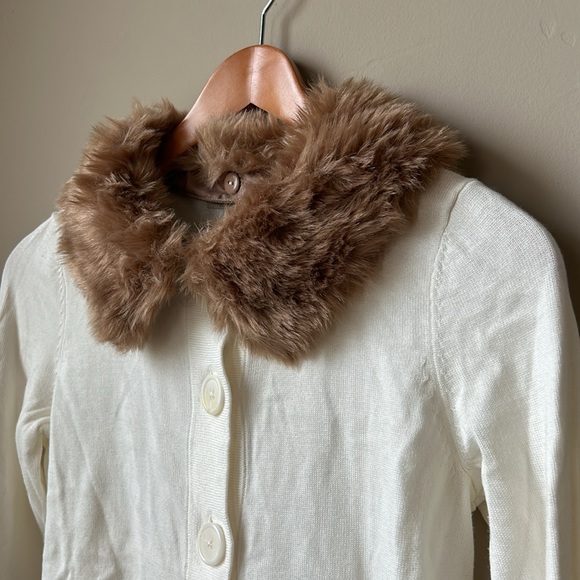 BANANA REPUBLIC FACTORY brown faux fur colored white cardigan sweater size S - Picture 3 of 5